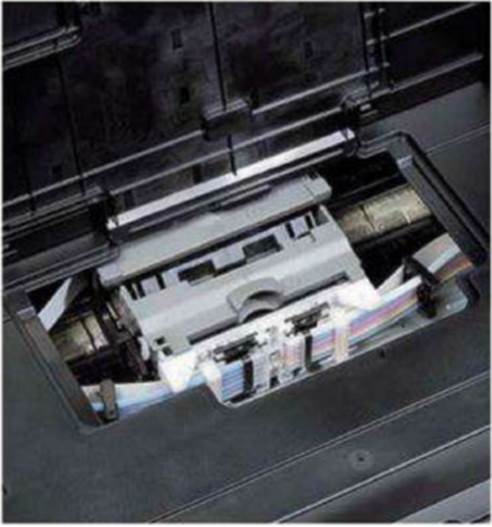 The 12-cartridge Lucia pigment-based system runs on 36ml tanks for cyan, photo cyan, magenta, photo magenta, yellow, red, photo black, matte black, dark grey, grey, light grey and a chrome optimiser