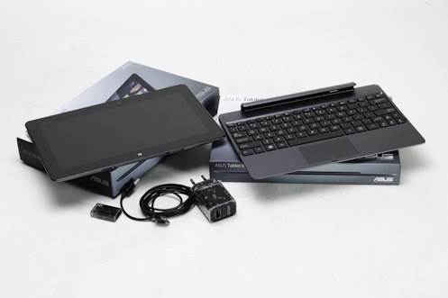Stocked in the product are the kits including: keyboard, charger and USB-charger adapter.