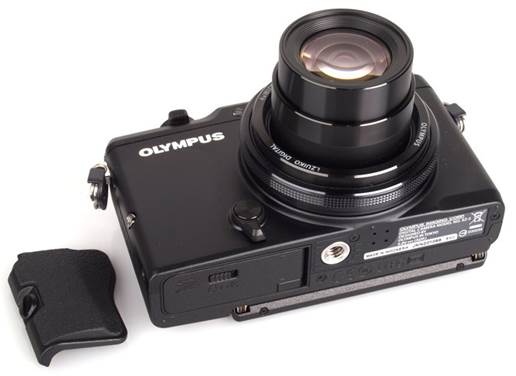 On top is the flash hot-shoe, as well as the Olympus Accessory Port 2, which is shared with the Olympus Micro Four Thirds cameras so that you can add an electronic viewfinder or other accessories if wanted. 