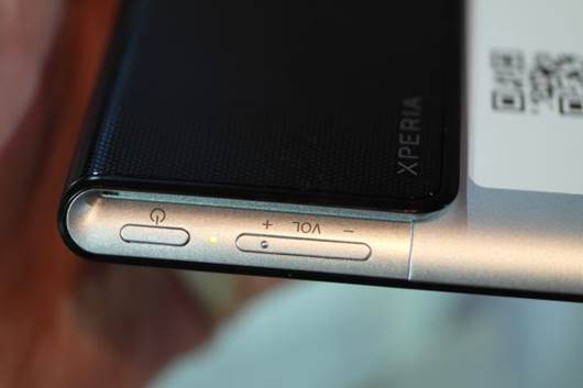 Almost all of the ports and hardware keys are hidden from sight; or in folds (power and volume on the right side, and a 3.5mm headphone jack and a covered SD slot on the left)