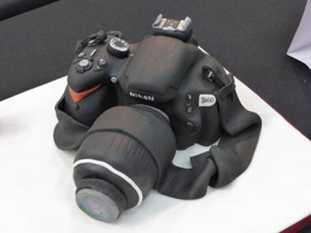 Camera Cake | 1/8 sec | f/5.0 | 12.5 mm | ISO 400