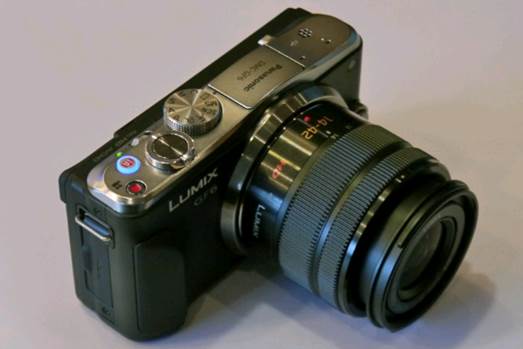Panasonic Lumix GF6 provides most of the things that you might need from a mirrorless camera.