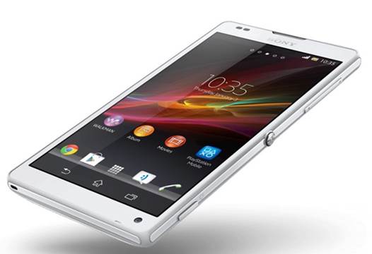 Xperia Z a stylish look compared with the Samsung Galaxy S3