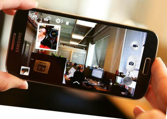 Samsung has made a step back and a step forward with UI camera.