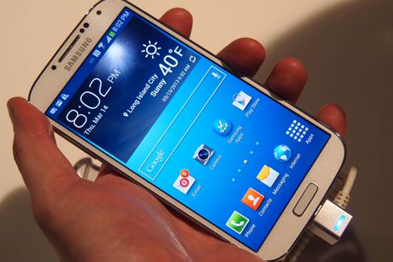 The S4 feels more compact and pocketable - a remarkable feat of design given its larger, Full HD display.