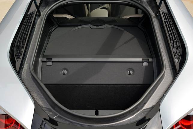 The i8's boot offers 154 liters of storage space