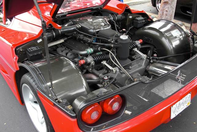 The F50 has a 4.7 litre naturally aspirated V12 engine that was developed from the engine originally used in the 1992 Ferrari Formula One race car