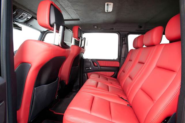 Despite the way it looks on the outside, the G63 is anything but a utilitarian vehicle on the inside