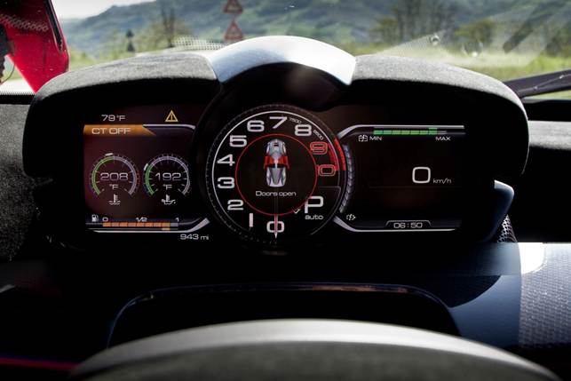 Drivers can configure the TFT display to show a range of information