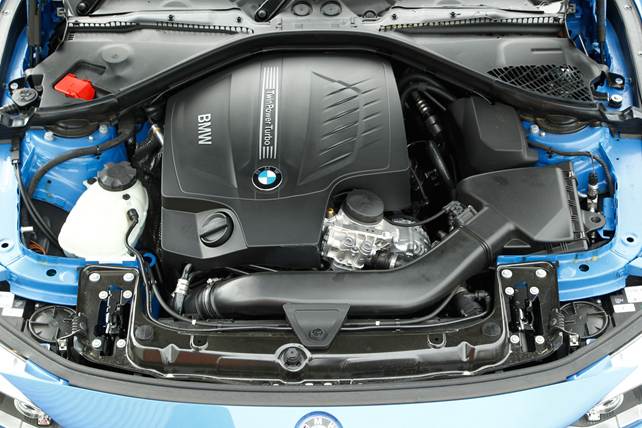 The 435i's coupé's engine delights in much the same way it did in the old 335i