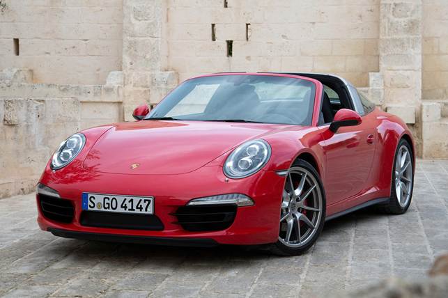 The Targa features the same range of naturally aspirated flat six engines as other 911 models