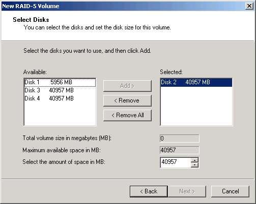 The Select Disks page in the New RAID-5 Volume Wizard.