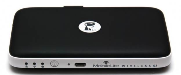 At the front of the MLWG2 are three status LEDs (charging, Wi-Fi, power-on), the power button, the microUSB port, and its branding (which is actually quite attractive). Kingston’s Redhead logo is found front and center on the top (albeit in a more suitable white color).