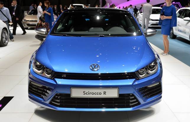 Description: Volkswagen Scirocco R front view