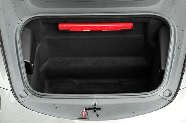 Front luggage compartment of the Boxster is relatively narrow and short but usefully deep