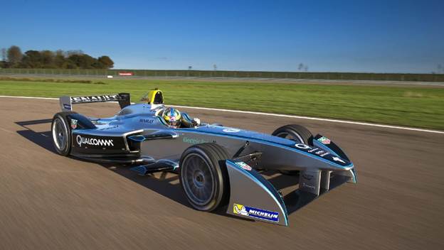 It is on the Ferté Gaucher race track located near Paris that the first tests of Formula E’s Championship official car
