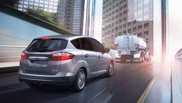 Both the C-MAX Hybrid and Energi plug-in hybrid introduce powersplit technology, allowing operation in electric mode at higher speeds than any other hybrid
