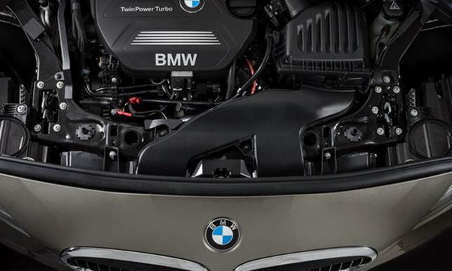 BMW 218d Active Tourer SE engine