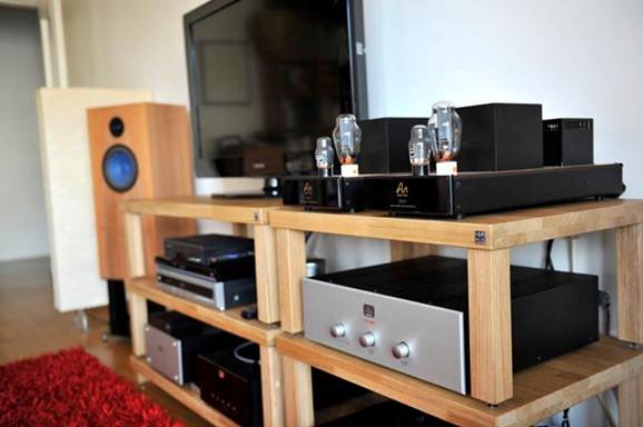 Description: To complement its standard range of supports, Hi-Fi Racks also produces matching storage systems for CDs, DVDs, Blue-rays and LPs