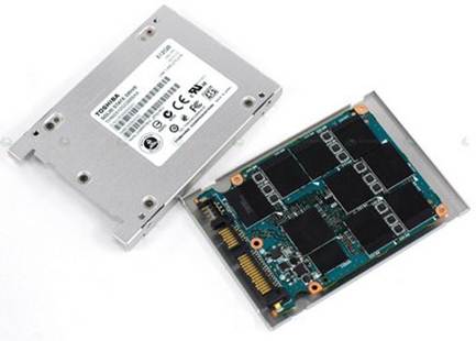 Description: These four 3Gbit/sec SATA 3.5in bays slide in and out without wires, and can each take a conventional drive of up to 2TB or a 512GB SSD