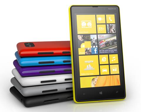 Description: Nokia Lumia 820