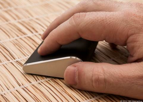 The input provides a combination of mouse and touchscreen.